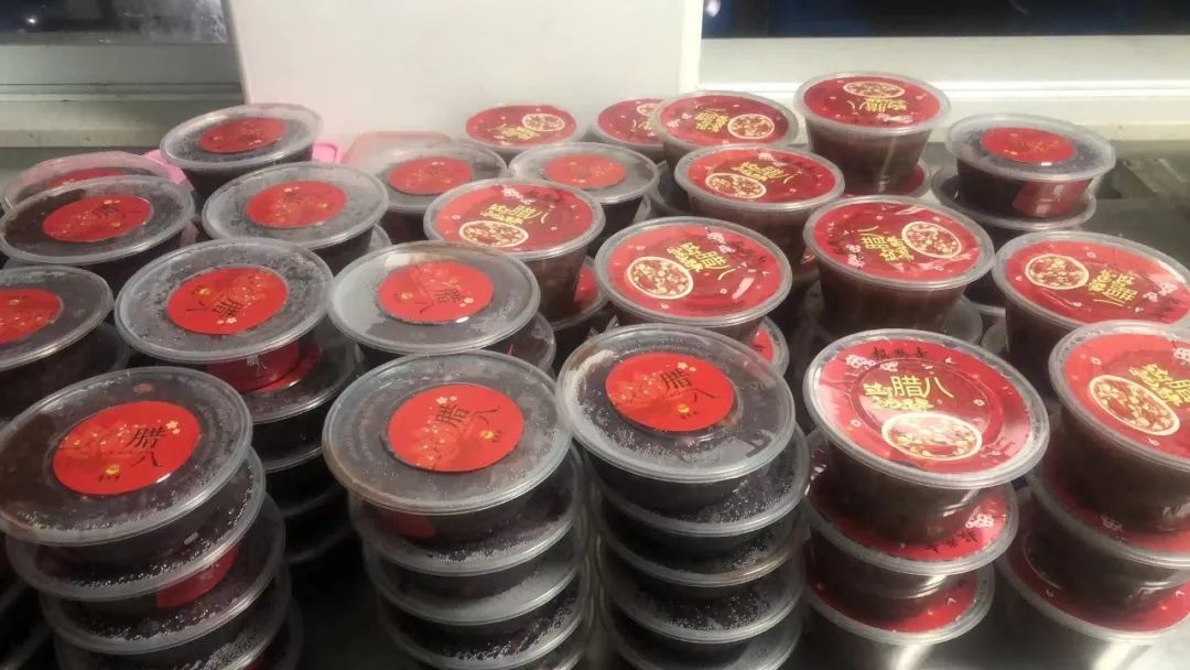 寒冬添暖 萬事“粥”全！協(xié)昌環(huán)保為員工送上愛心臘八粥